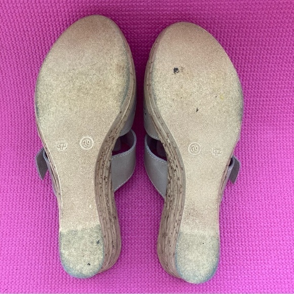 Spring Step Beige Leather Cork Slide Perforated Wedge Sandals Italy  Sz 8.5 - Picture 7 of 8